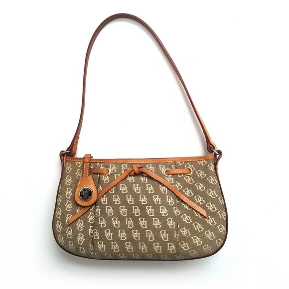 Dooney & Bourke Handbags - Vintage Dooney & Bourke Signature Tassel Logo Pull Tab Top Zip Shoulder Bag